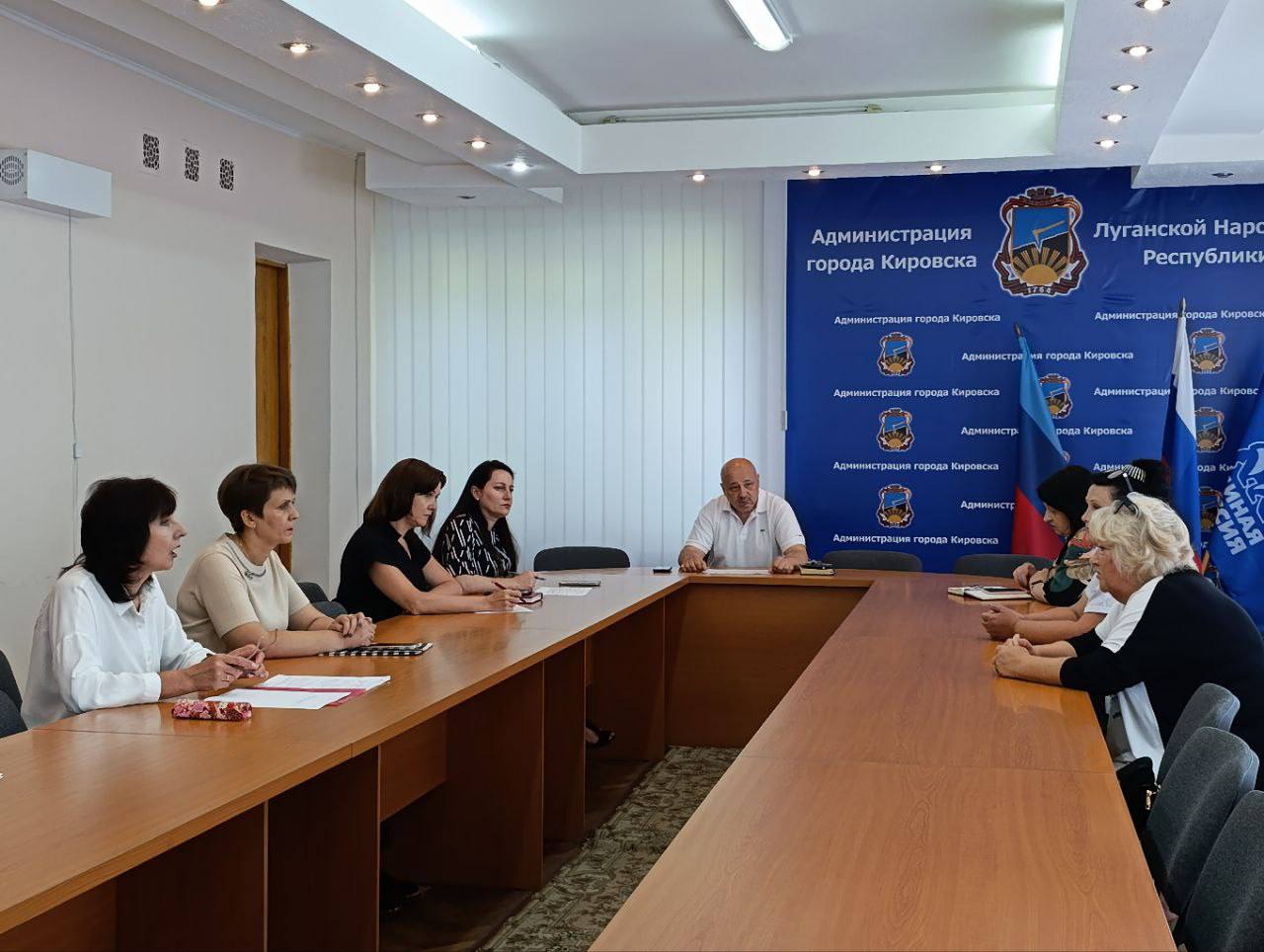 В Администрации Кировска прошла традиционная встреча с семьями погибших участников СВО.