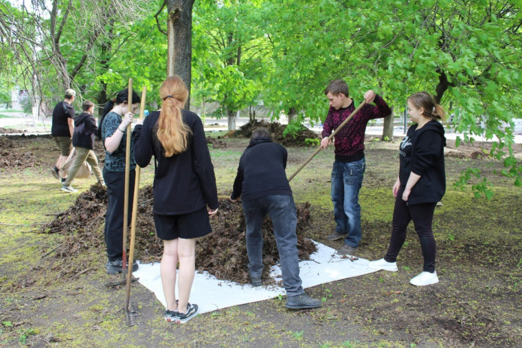 🌳 Кировчане приняли участие во Всероссийском субботнике. 🌳 Кировчане приняли участие во Всероссийском субботнике.